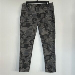 Diftwood The Jackie Skinny Camo Jeans size 30